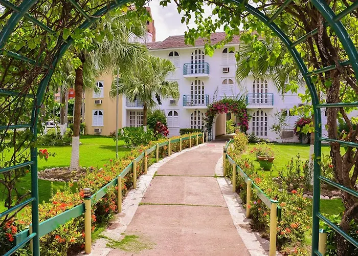 Coral Keys At Sandcastle * Ocho Rios