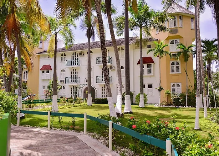 Coral Keys At Sandcastle *